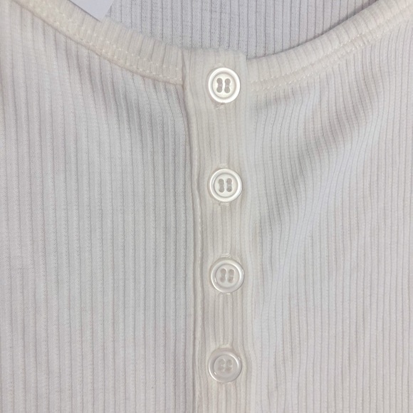 Hooked up NWT Tank style bodysuit size L - Picture 3 of 6